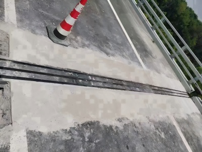 荷塘伸缩缝更换后浇筑材料快速结构修补料速砼的产品特点及施工流程​